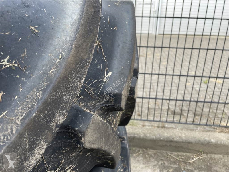 Repuestos Mitas 380-70R24 op velg 200V