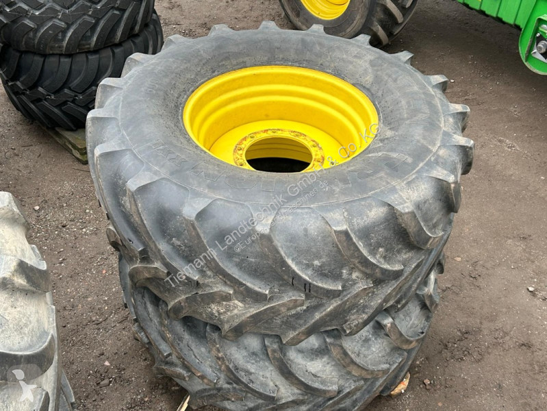 Reservedele   600/70R28 + 650/85R38 Kompletträder