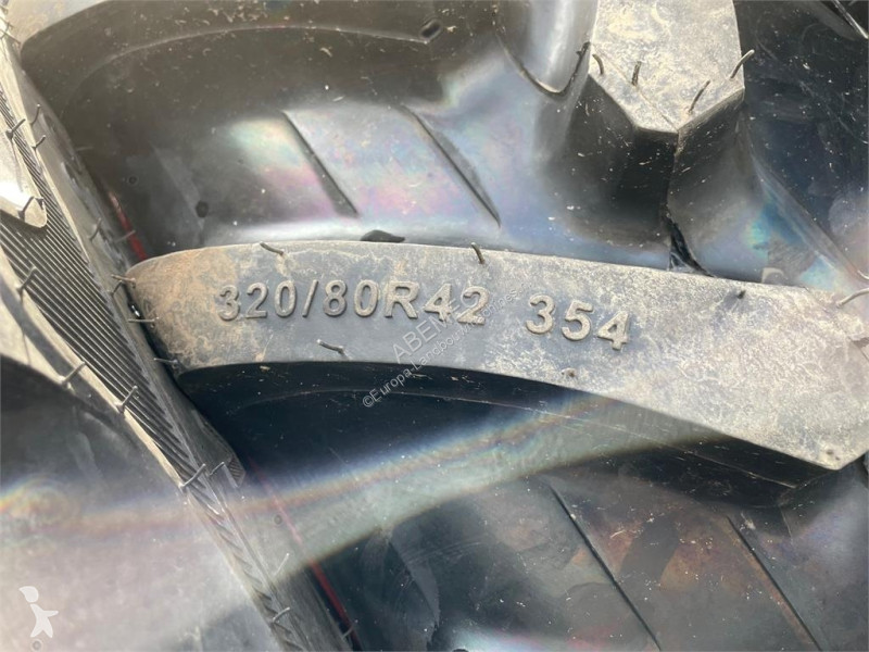 Peças agrícolas Alliance 320/105R54 + 320/80R42...