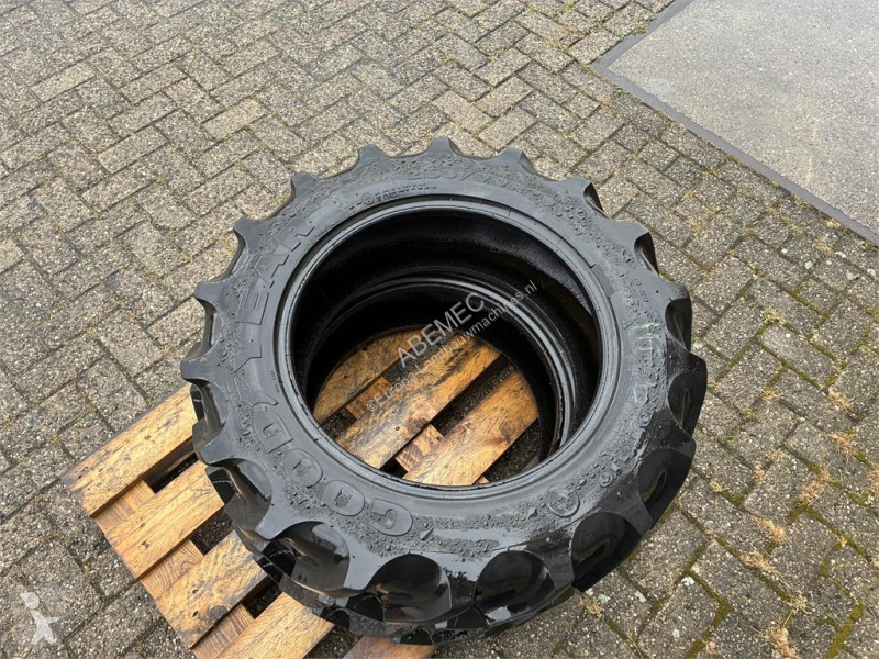 Goodyear 260/70R20 banden farming spare parts