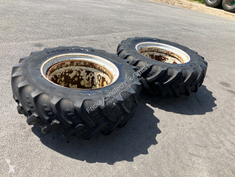 Poľnohospodárske súčasti BKT  420/85 R34 an 34