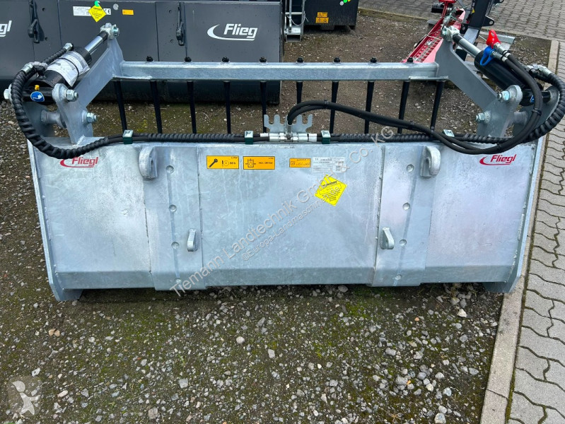 Jordbruksdelar Fliegl  Dung- u....