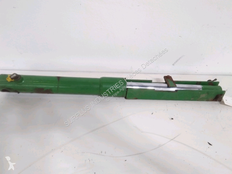 Díly pro zemědělství John Deere 1365