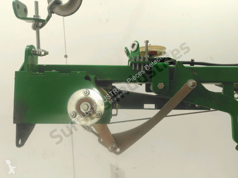 Díly pro zemědělství John Deere V461M