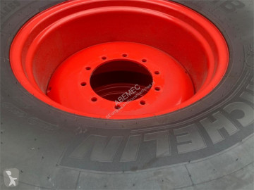 Michelin 650/65R42 + 600/65R28 nieuw op velg