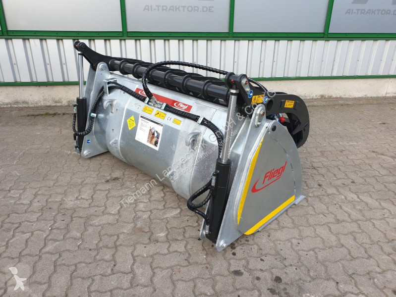 Équipements Fliegl  SILOGREIFSCHAUFEL