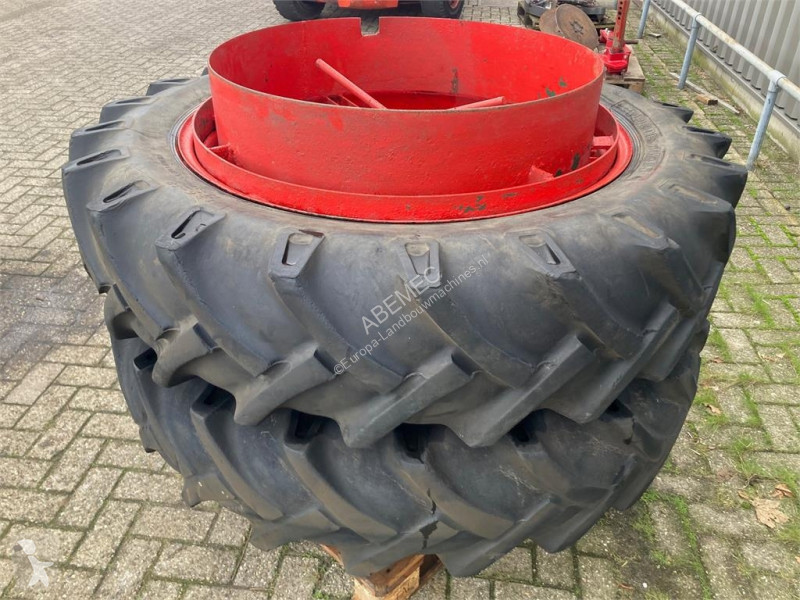 Jordbruksdelar Vredestein 13.6R34 Dubbellucht