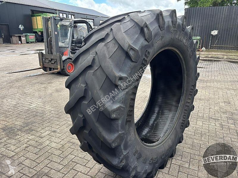 Trelleborg TM800 650/65R42 farming spare parts