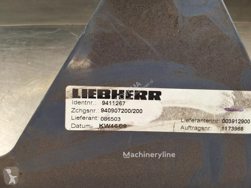 Díly pro zemědělství Liebherr bracket