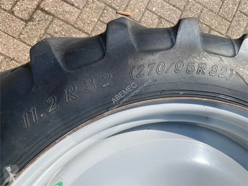 Repuestos Alliance 270/95R48 + 270/95R32...
