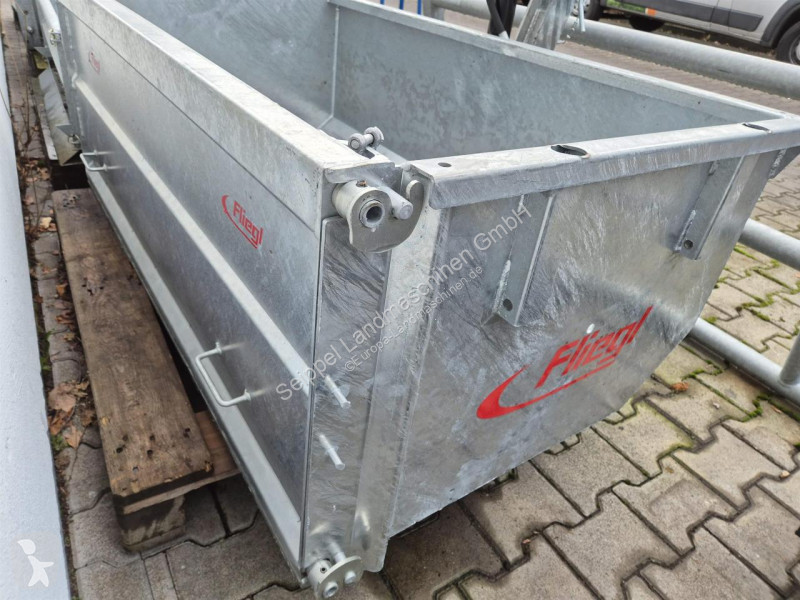 Repuestos Fliegl  HECKSCHAUFEL 1500MM HYDR.