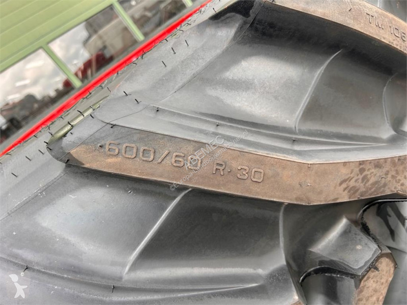 Trelleborg VF 710/60R42 + 600/60R30 farming...