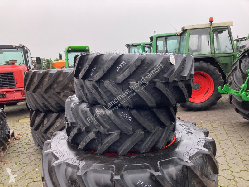 Repuestos BKT  BKT 320/65R18 Mitas 440/70R28