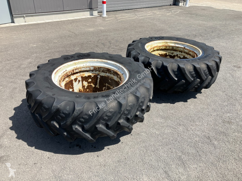 Poľnohospodárske súčasti BKT  420/85 R34 an 34