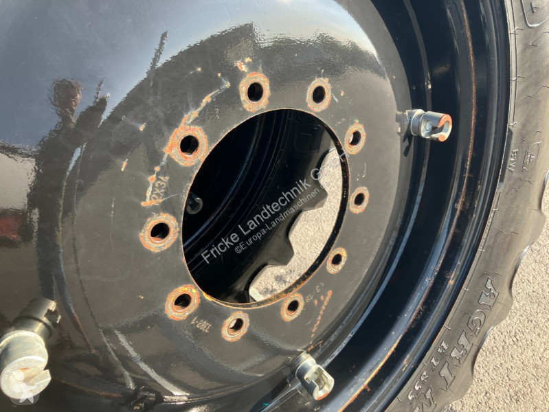Poľnohospodárske súčasti BKT  380/85 R34...
