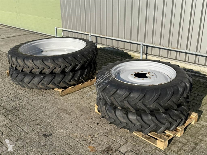 Repuestos Alliance 270/95R48 + 270/95R32...