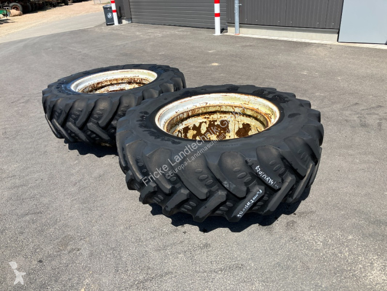 Poľnohospodárske súčasti BKT  420/85 R34 an 34