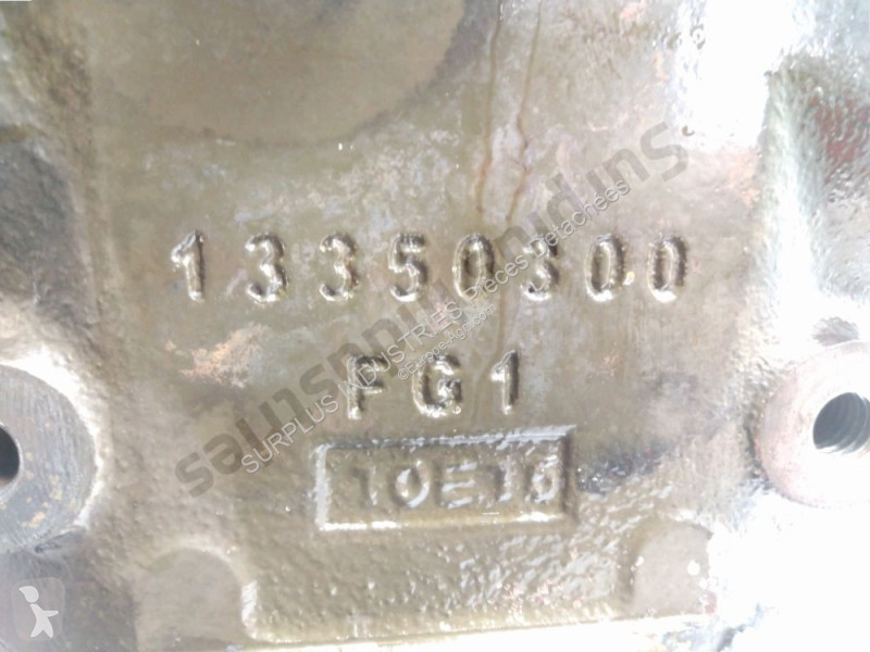 Díly pro zemědělství John Deere 854