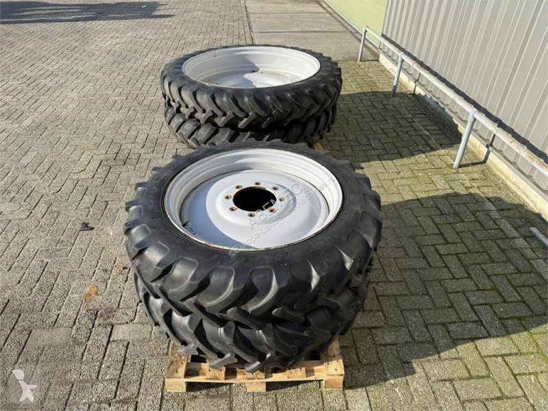 Repuestos Alliance 270/95R48 + 270/95R32...