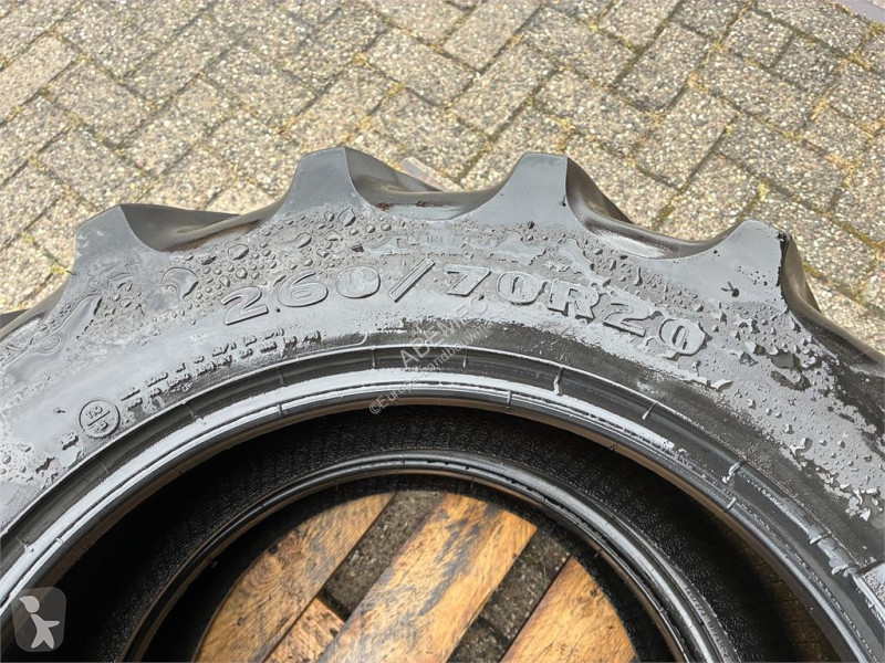 Goodyear 260/70R20 banden farming spare parts