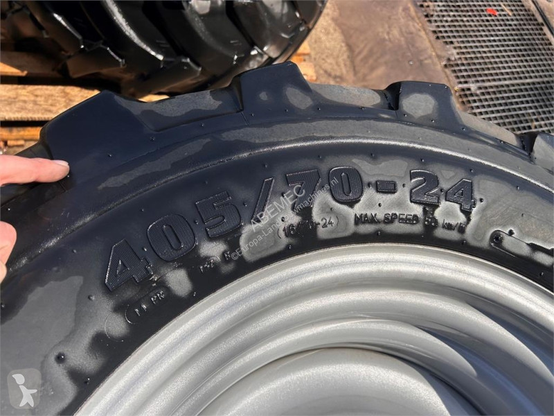 Peças agrícolas Mitas 405/70-24 MPT-01 4 stuks