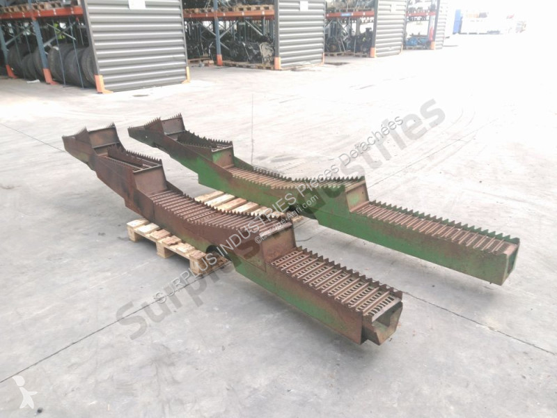 Díly pro zemědělství John Deere 1065