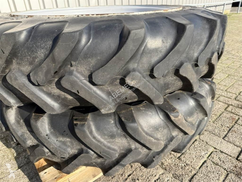 Repuestos Alliance 270/95R48 + 270/95R32...