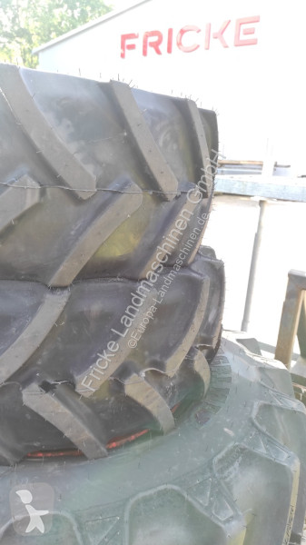 Pièces détachées BKT  2x 320/65R16 + 2x 420/70R24