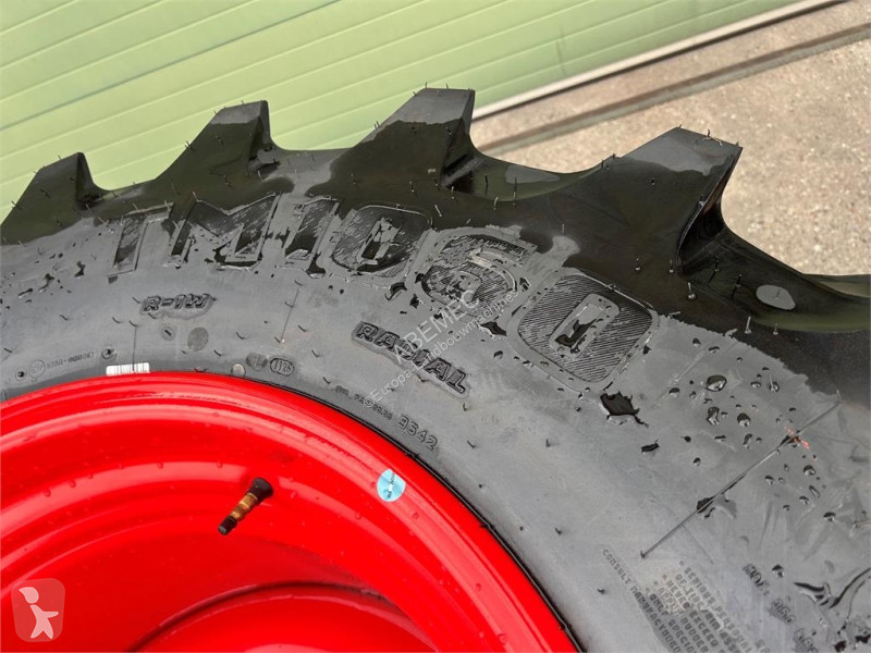 Trelleborg VF 710/60R42 + 600/60R30 farming...
