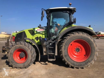 Tracteur agricole Claas