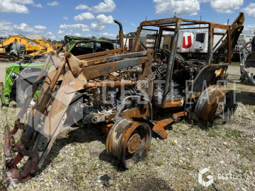 Tractor Case JXU 95