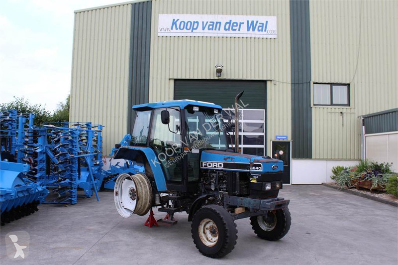 جرار زراعي Ford 6640 2W