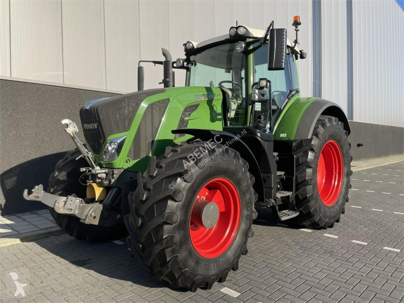 Tractor Fendt 828 S4 ProfiPlus