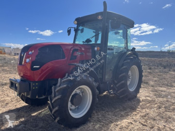 Tractor Valtra F105S