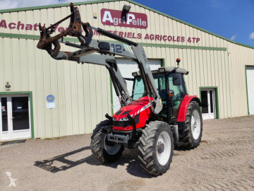 Tractor Massey Ferguson