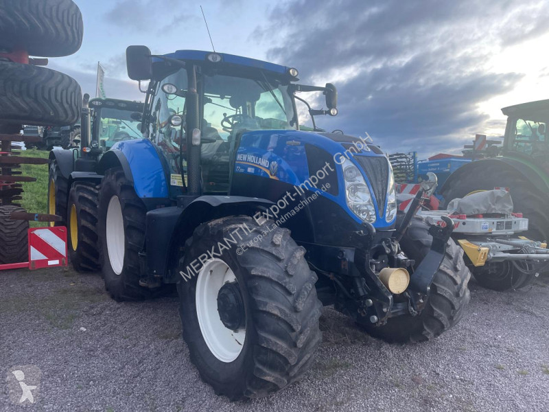 جرار زراعي New Holland T7.200 AC