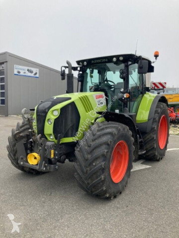 Tractor Claas