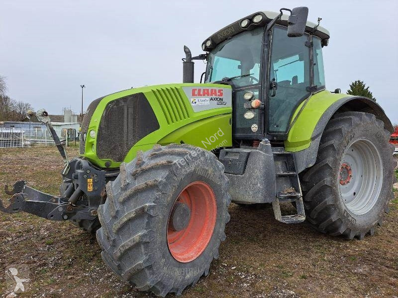 Tracteur agricole Claas AXION 820