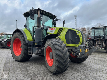 Tractor Claas