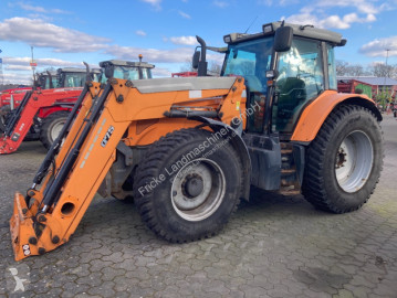 Tractor Massey Ferguson