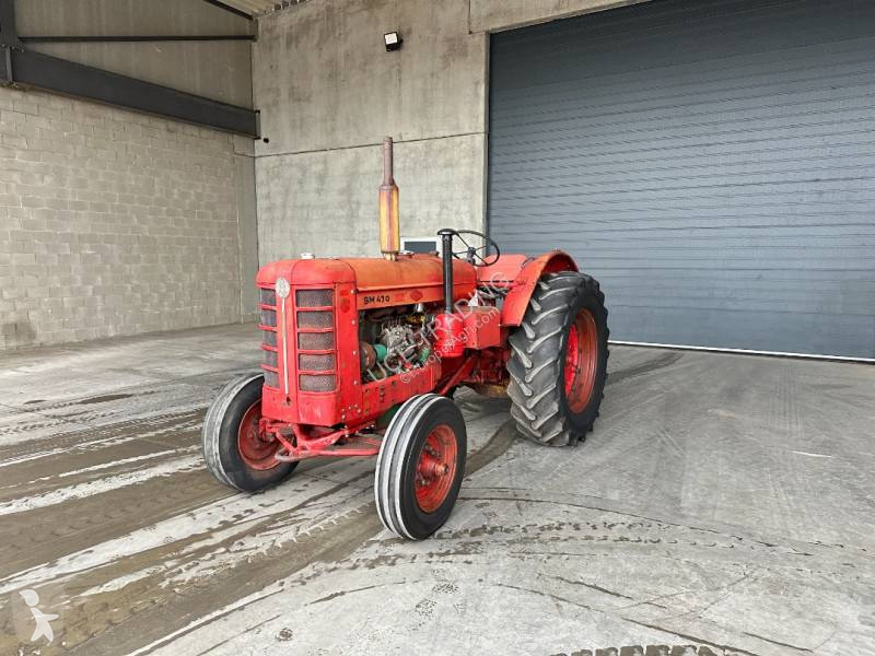 Tractor Volvo 470