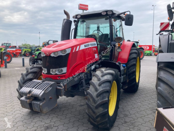 Tractor Massey Ferguson