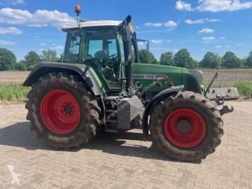 Tractor Fendt 714 Com3