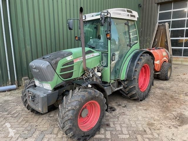 Tractor Fendt 209P Vario