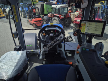 Tractor New Holland