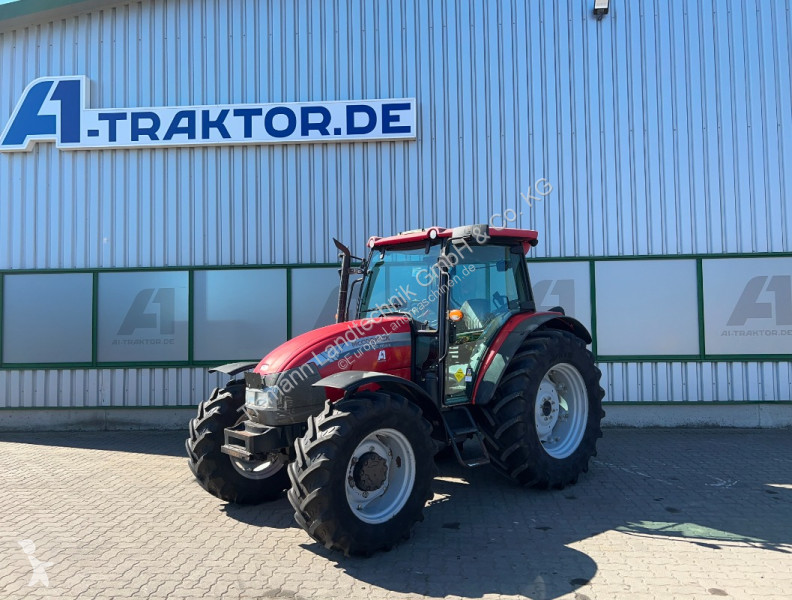 Tractor Mc Cormick T 90