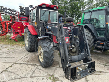 Tracteur agricole Belarus 820