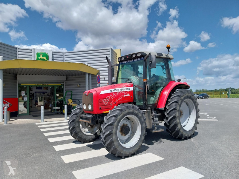 Tractor Massey Ferguson