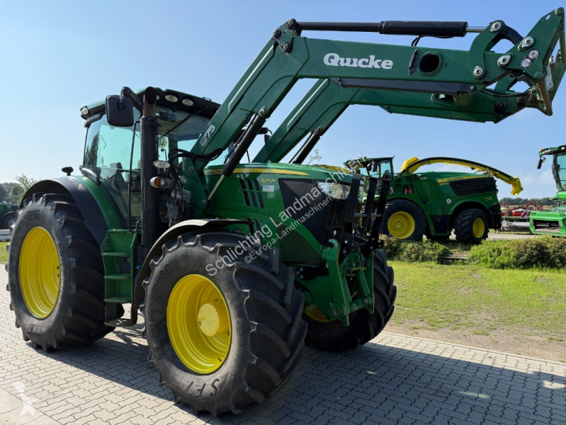 Tractor agrícola John Deere 6210R