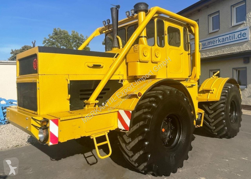 Tractor K700A V8 Zapfwelle / PTO